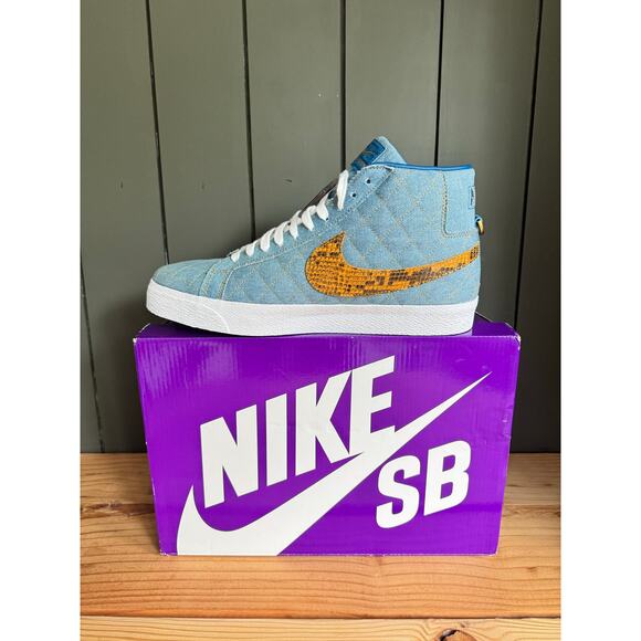 Nike SB Other - NIKE SB ZOOM BLAZER MID QS 2 Size 11 Men’s/ 12.5 Women’s